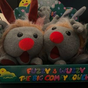 The big comfy couch fuzzy and wuzzy